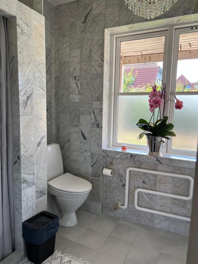Unik Bnb Midt I Byen Herning Esterno foto