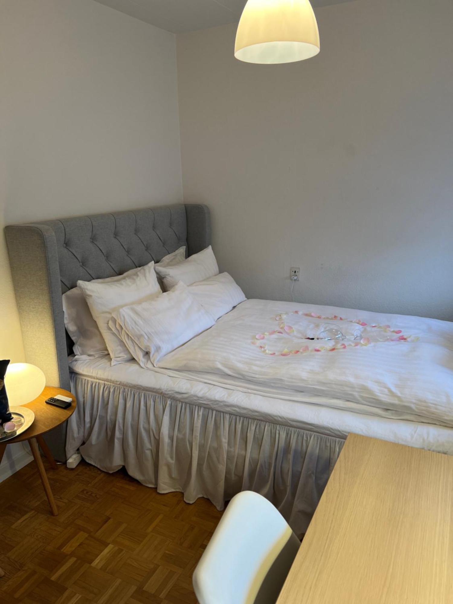 Unik Bnb Midt I Byen Herning Esterno foto